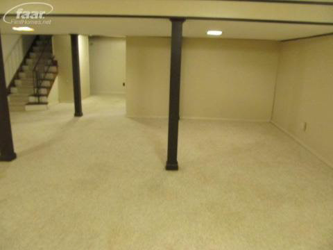 5150 Branch Road Flint, MI 48506 - Photo 37 of 46 20132455-37.JPG