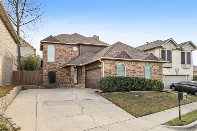 $343,500 | 3008 Everest Drive, Bedford, TX 76021