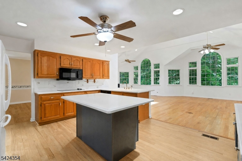 24 Stockade Road Warren, NJ 07059 - Photo 6 of 41