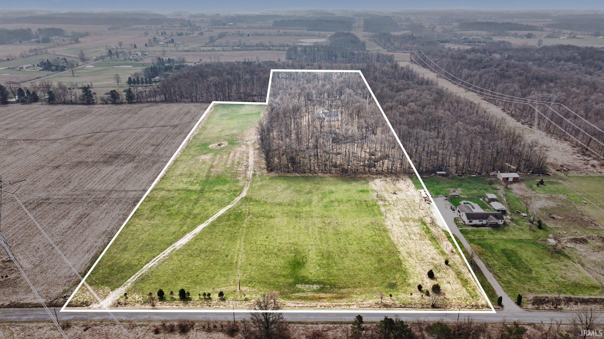 25280 Quinn Road North Liberty, IN 46554 - Photo 2 of 36