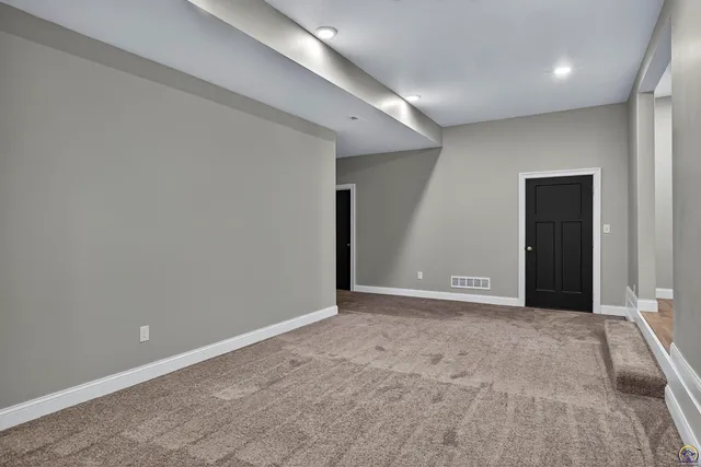 $359,850 | 3751 Southwest Summerfield Drive, Topeka, KS 66610