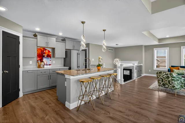 $359,850 | 3751 Southwest Summerfield Drive, Topeka, KS 66610