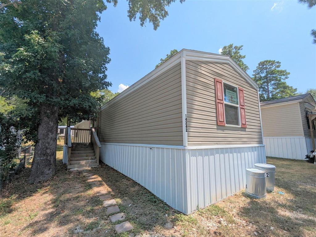 14242 East Ravine Run, Willis, TX 77318 Compass