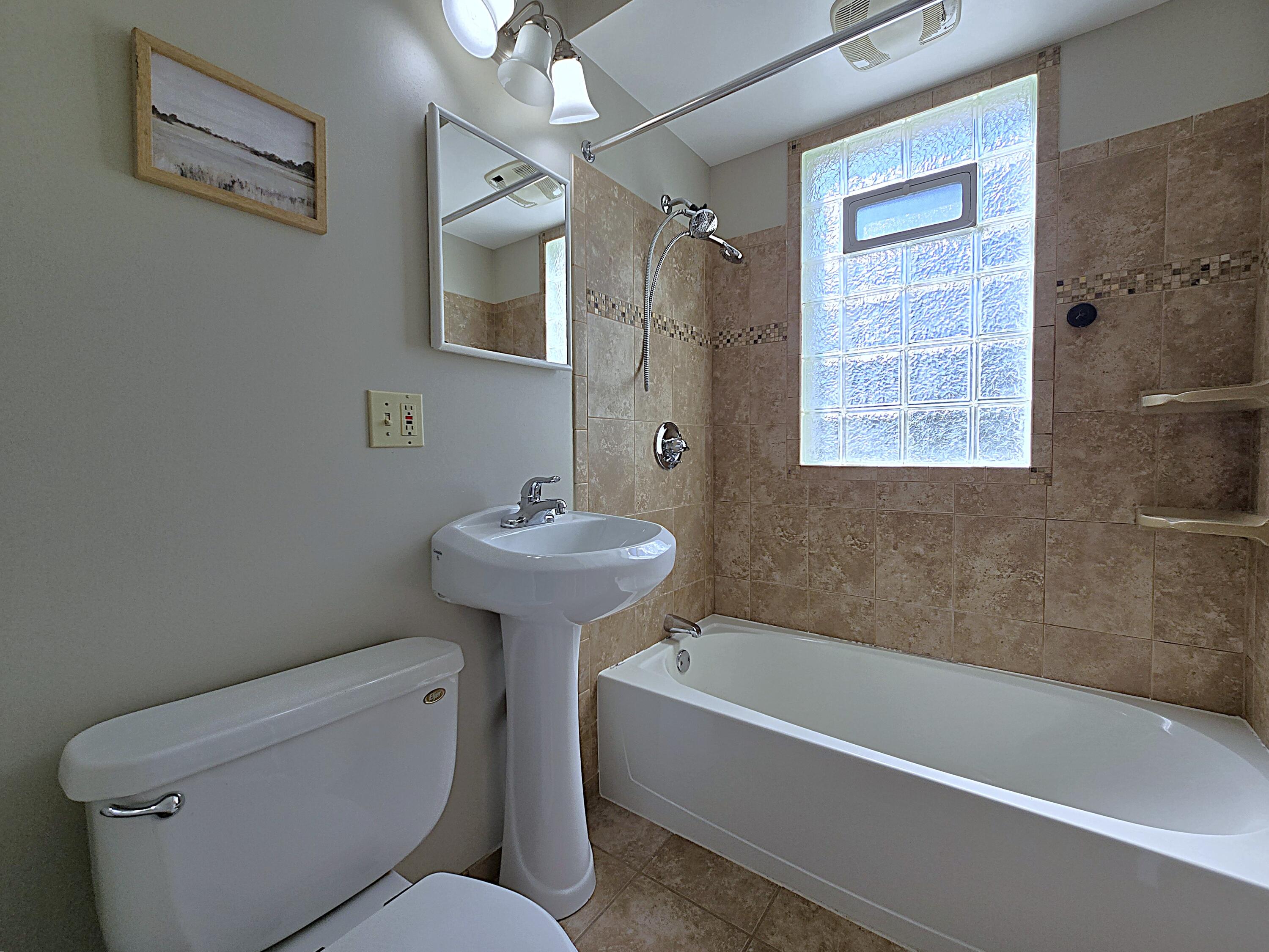331 South 80th Street Milwaukee, WI 53214 - Photo 14 of 44 Full Bath On Main