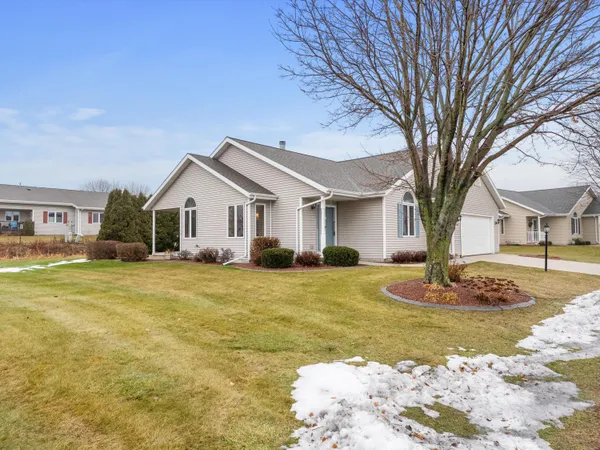 $374,999 | 1510 Blue Heron Drive, Two Rivers, WI 54241