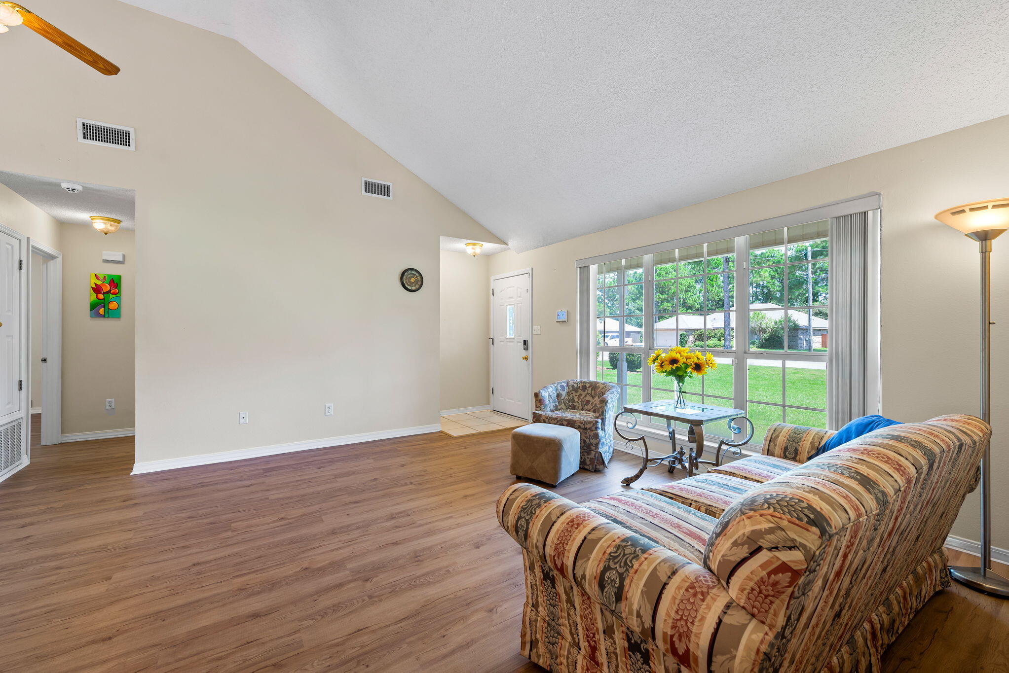 1931 Commodore Drive Navarre, FL 32566 - Photo 18 of 65 living and foyer