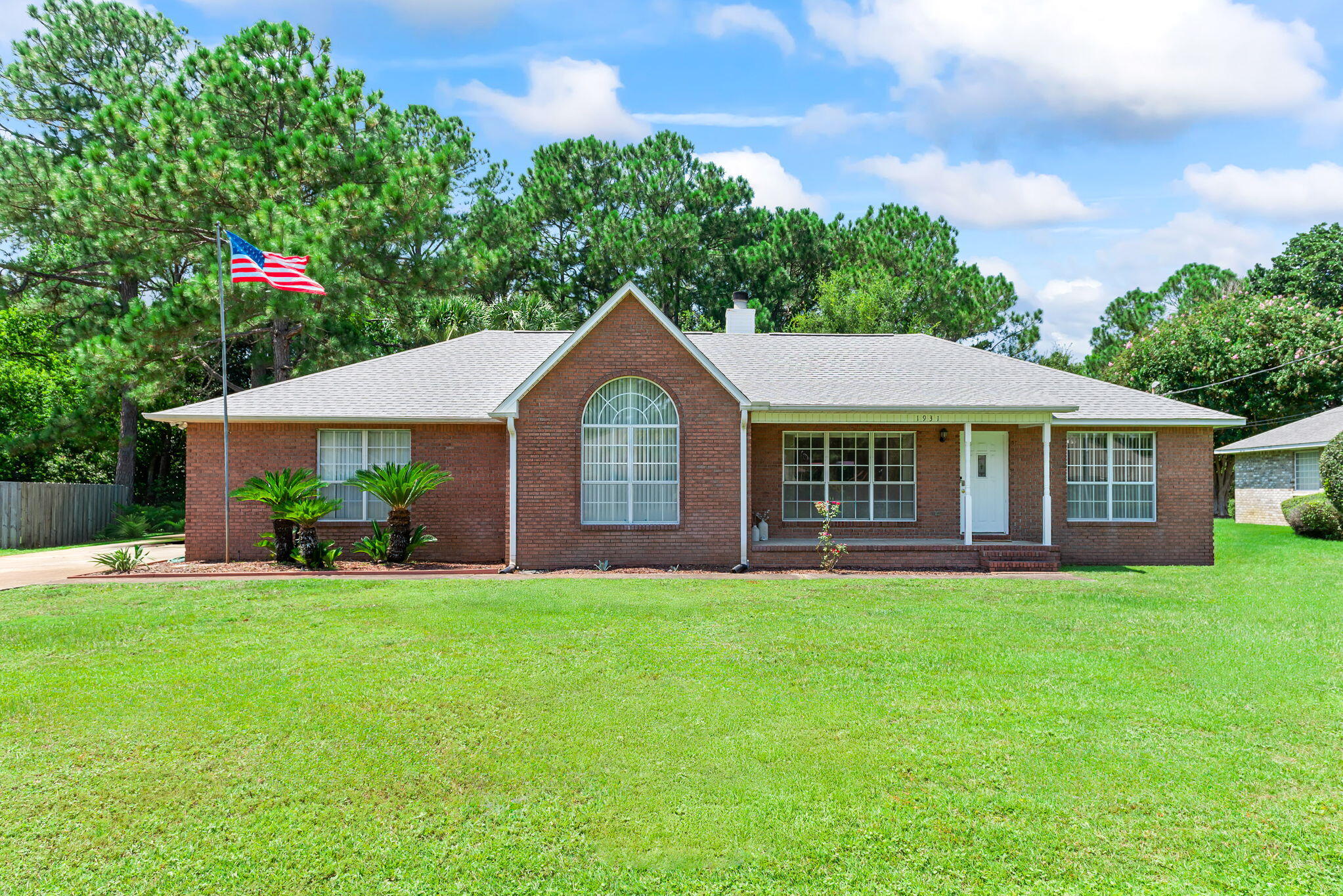 1931 Commodore Drive Navarre, FL 32566 - Photo 53 of 65 view of home from street