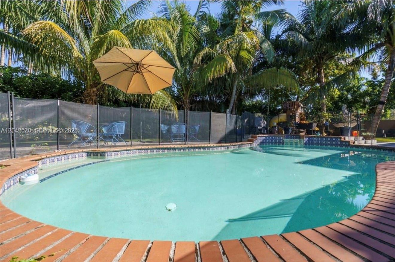 3135 Southwest 80th Avenue Miami, FL 33155 - Photo 16 of 52