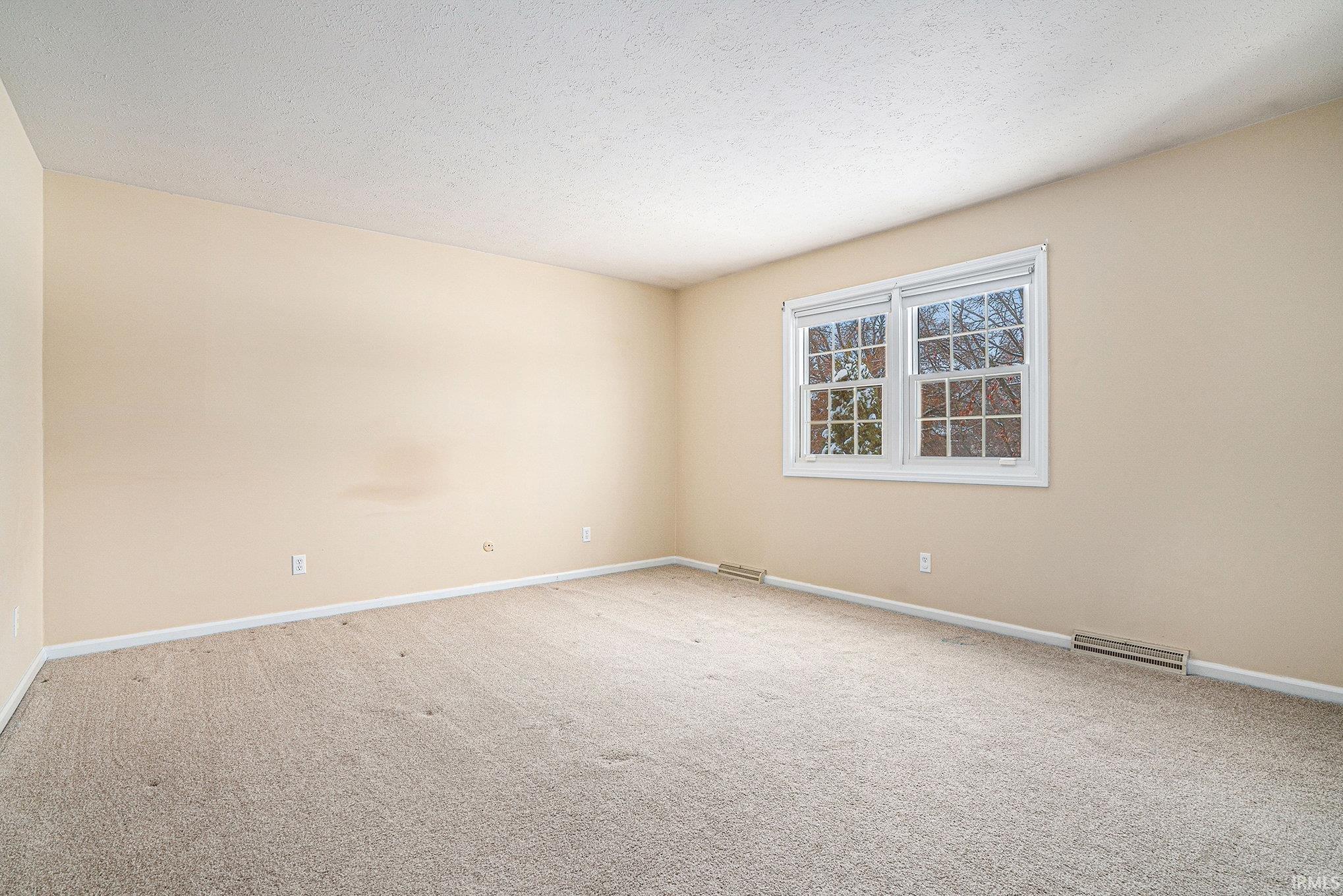 16161 Barryknoll Way Granger, IN 46530 - Photo 17 of 28