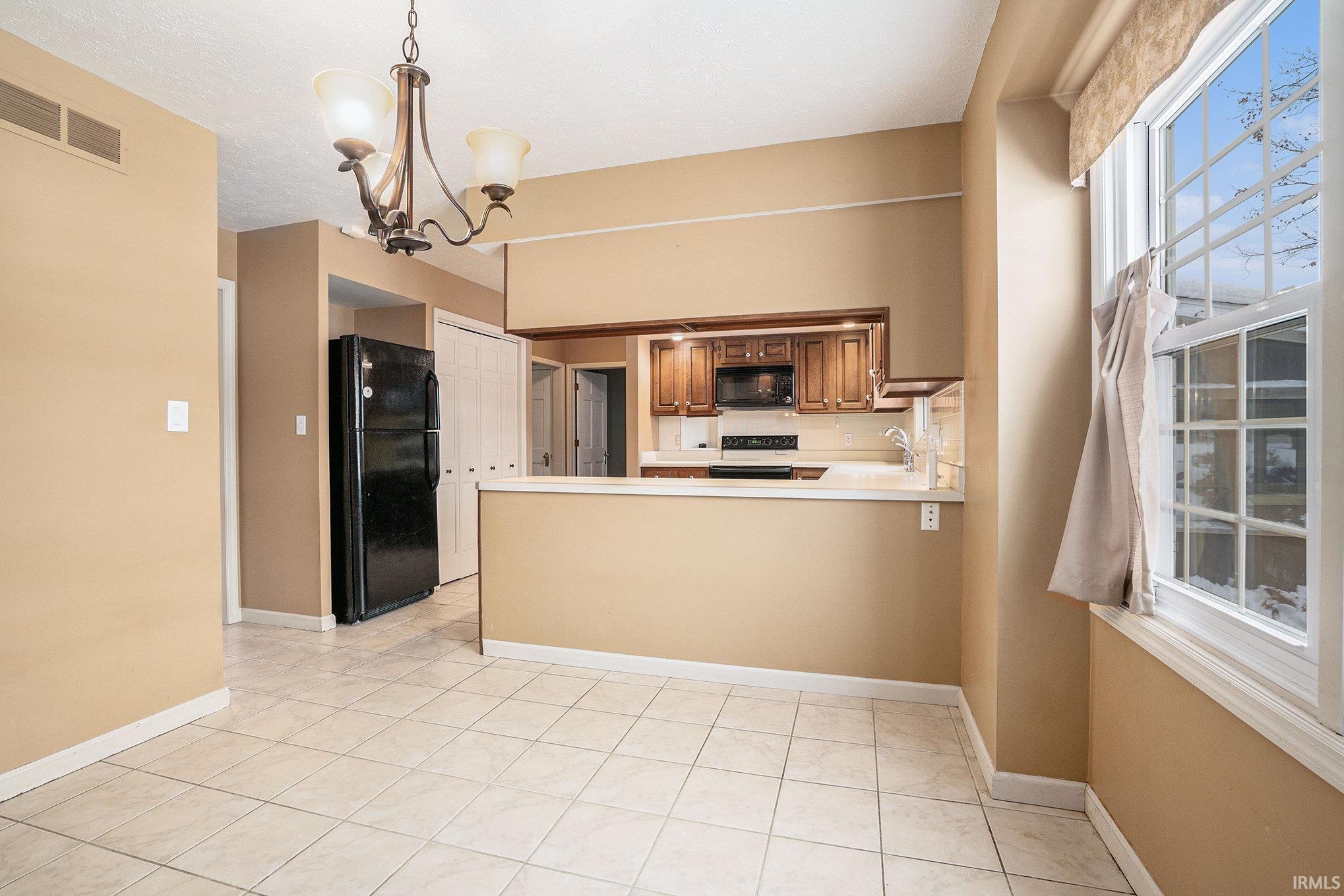 16161 Barryknoll Way Granger, IN 46530 - Photo 9 of 28