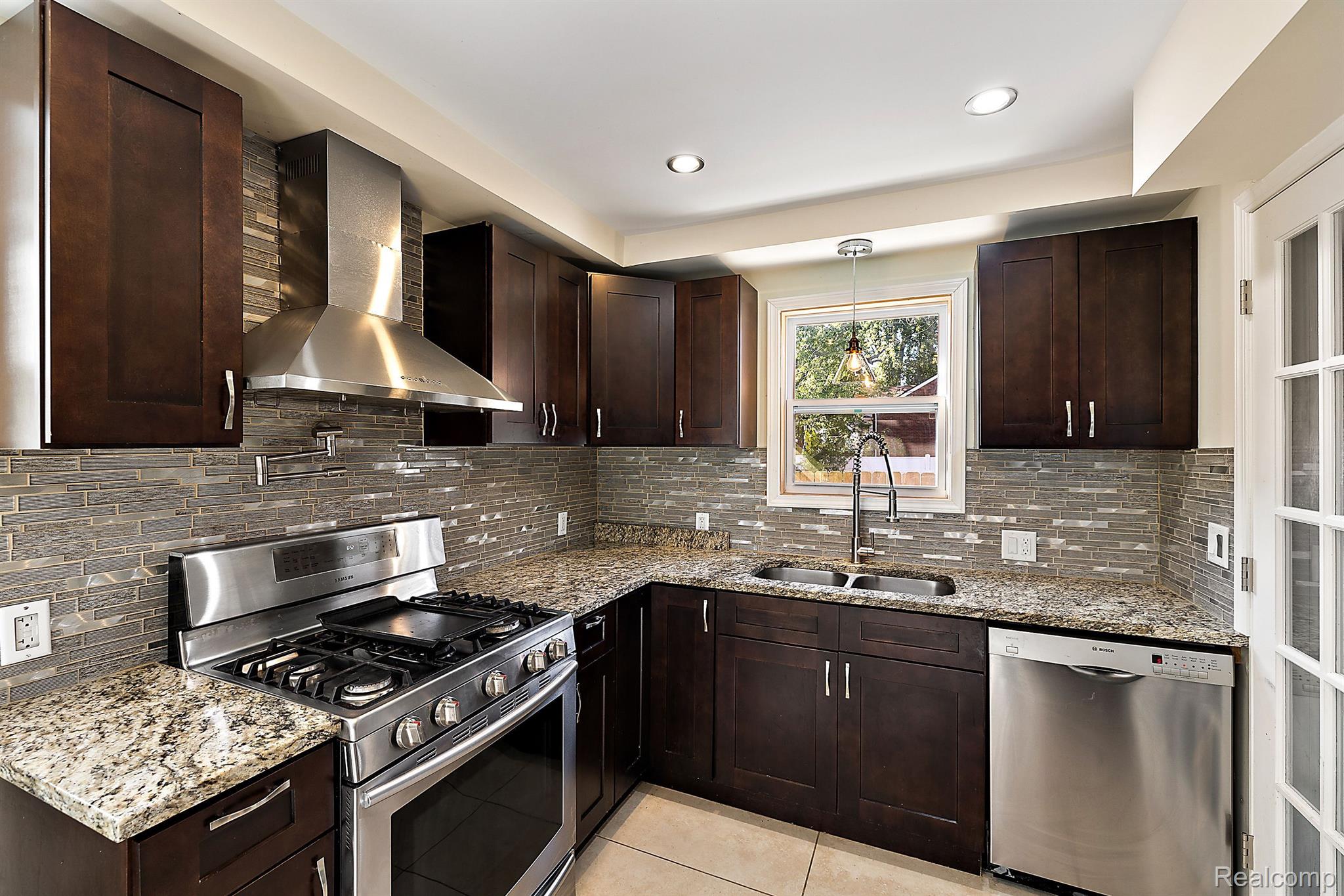 10706 Nottingham Road Detroit, MI 48224 - Photo 18 of 48 Gallery Image 18