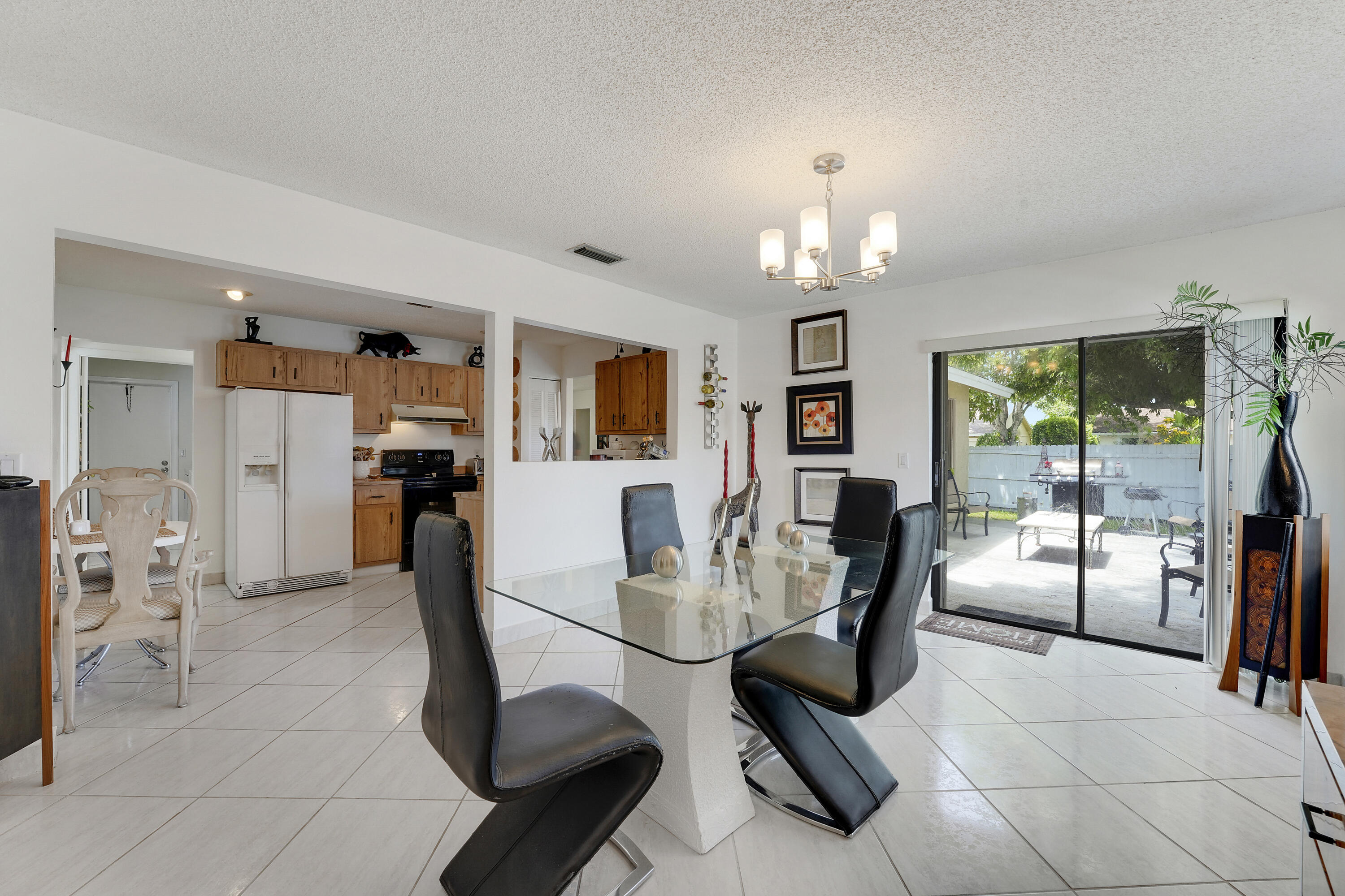 9235 Saddlecreek Drive Boca Raton, FL 33496 - Photo 13 of 16 House-19