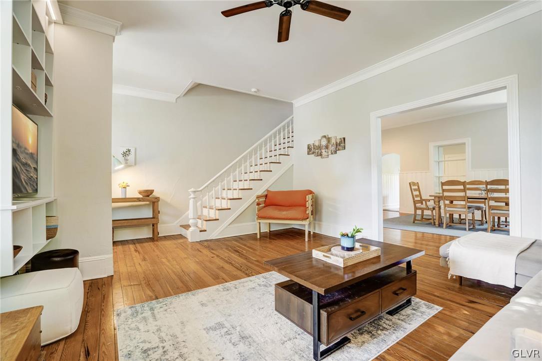 135 Delaware Road Riegelsville, PA 18077 - Photo 11 of 33 a living room with furniture and a table