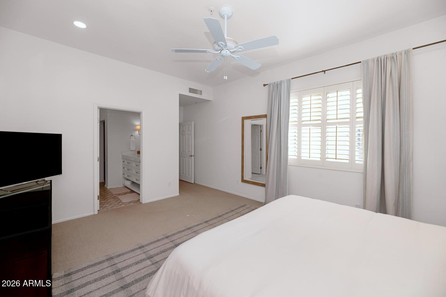 8270 North Hayden Road, Unit 2011 Scottsdale, AZ 85258 - Photo 13 of 25