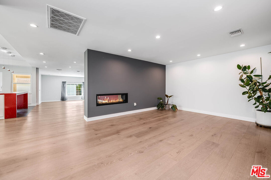 523 East Fairmount Road Burbank, CA 91501 - Photo 5 of 30 a view of an empty room with a window