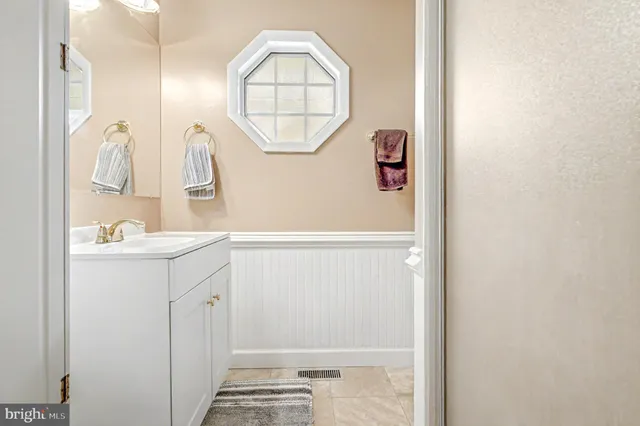 $2,544 | 4111 Hoffman Drive, Woodbridge, VA 22193