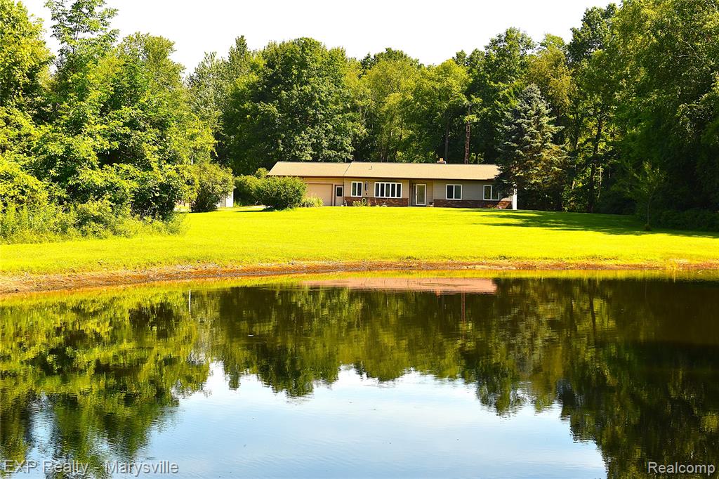 12980 Metcalf Road Yale, MI 48097 - Photo 5 of 33