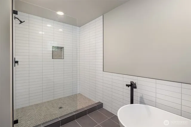 $1,259,000 | 18631 296th Place Northeast, Duvall, WA 98019