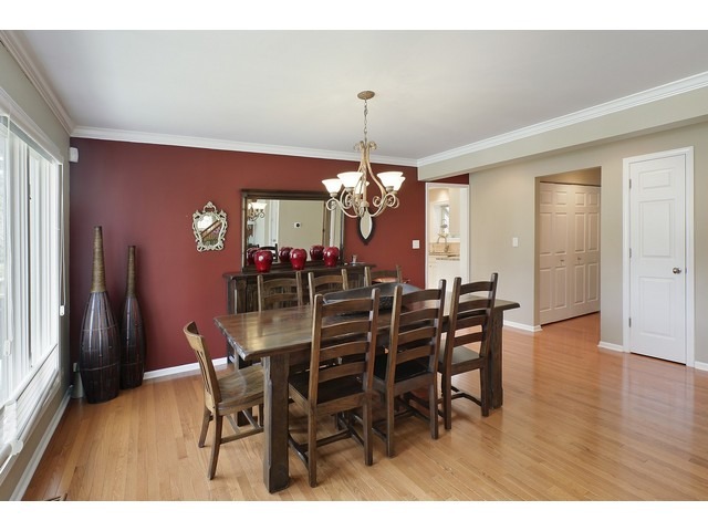 1943 Koehling Road Northbrook, IL 60062 - Photo 5 of 12 a view of a dining room with furniture and window