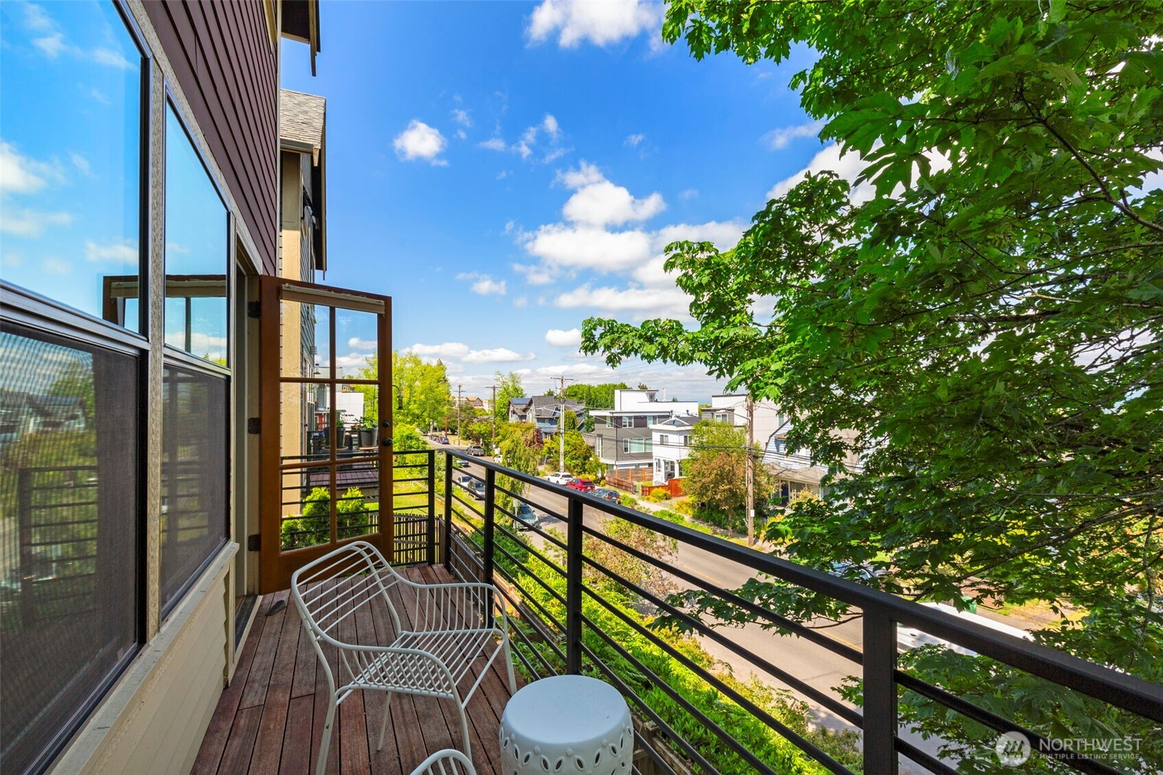 1818 East Pike Street Seattle, WA 98122 - Photo 15 of 32