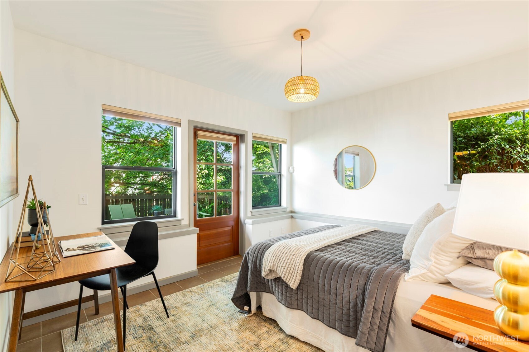 1818 East Pike Street Seattle, WA 98122 - Photo 25 of 32