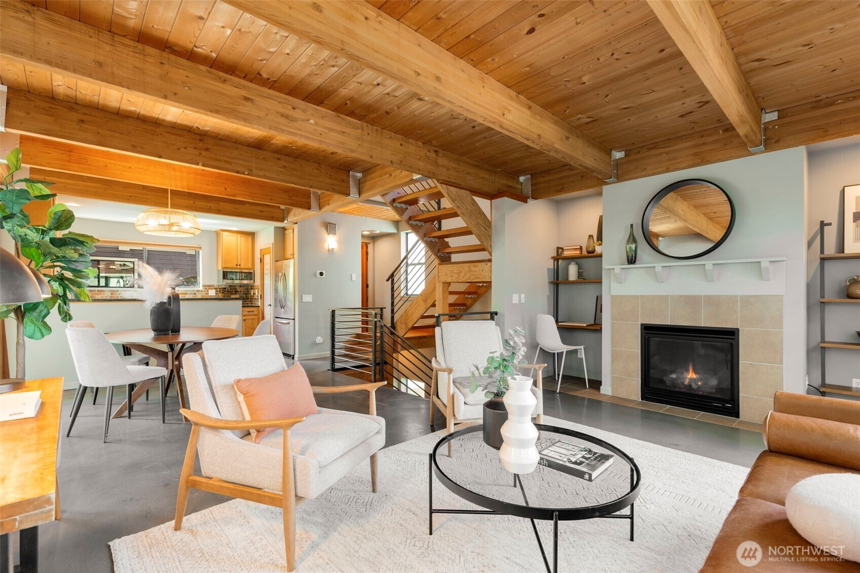 1818 East Pike Street Seattle, WA 98122 - Photo 7 of 32