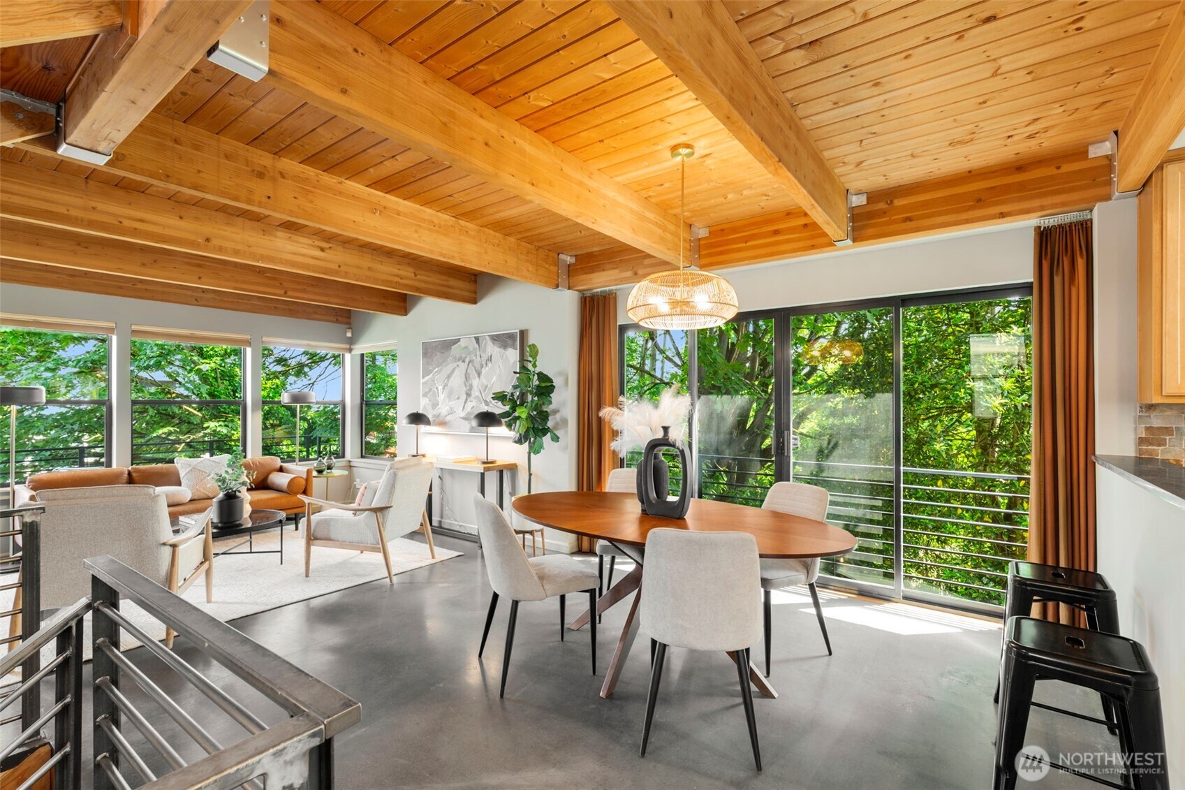 1818 East Pike Street Seattle, WA 98122 - Photo 10 of 32