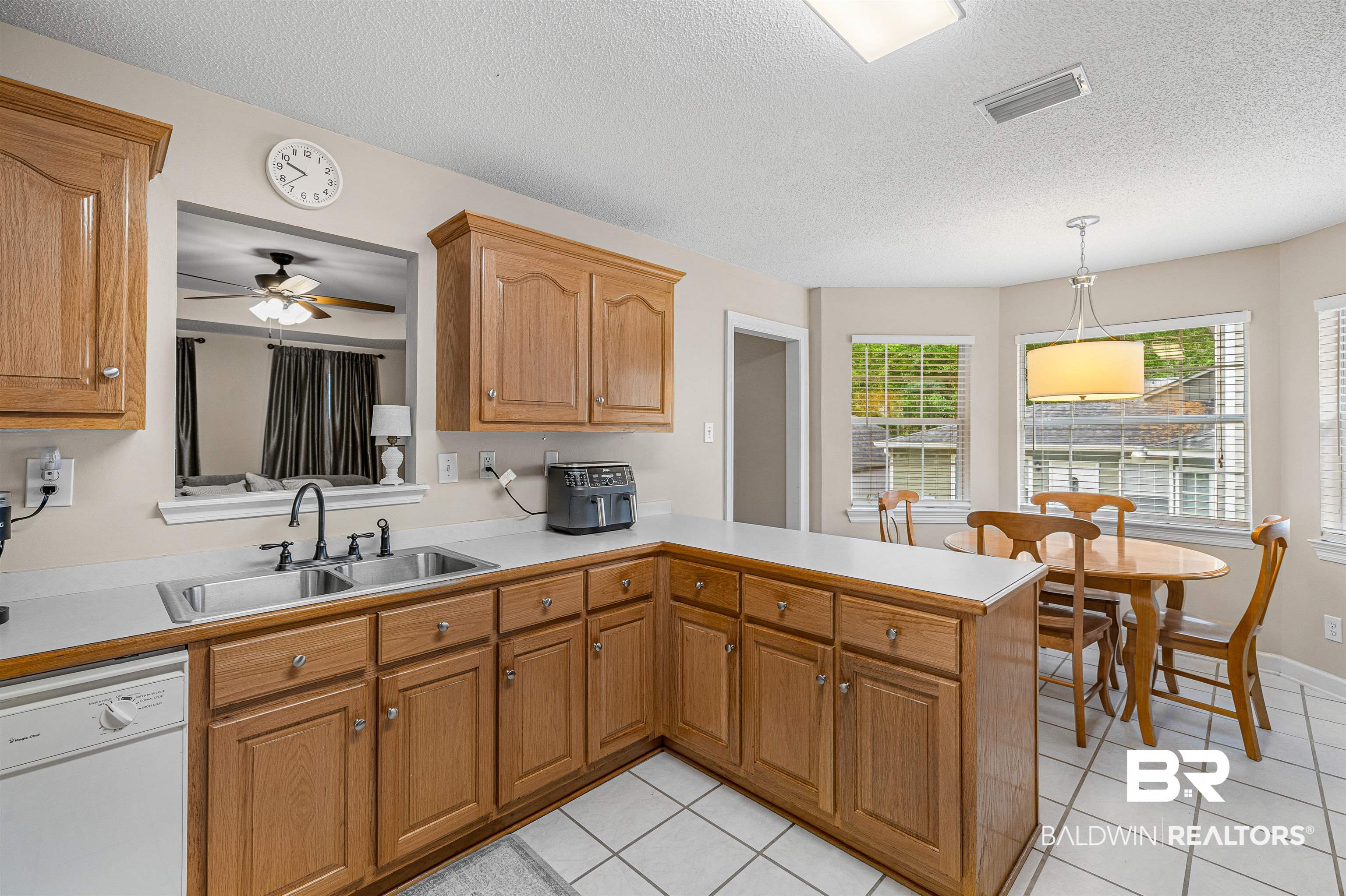 349 Ridgewood Drive Daphne, AL 36526 - Photo 11 of 35