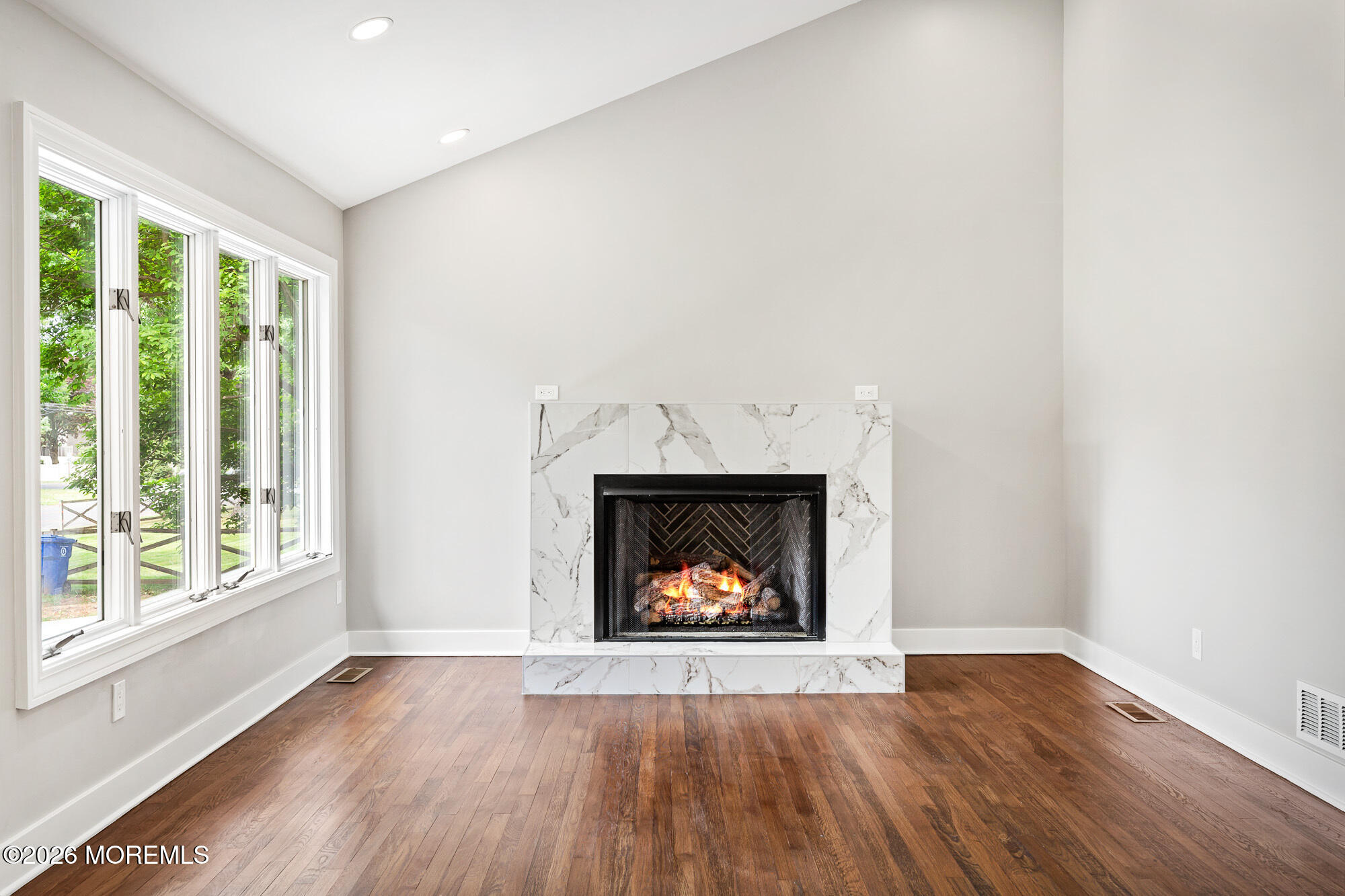 146 Bruce Road Red Bank, NJ 07701 - Photo 8 of 36 1