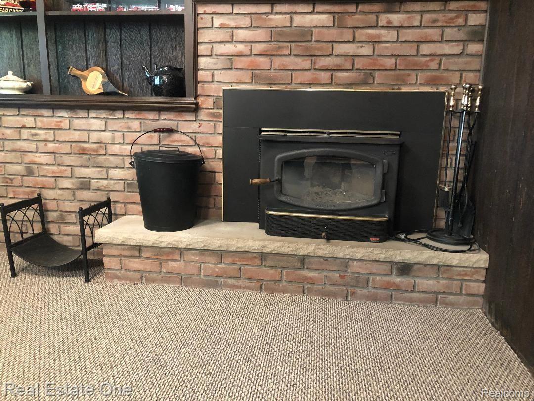 12176 Pine Ridge Drive Perry, MI 48872 - Photo 20 of 33 pine ridge wood burner.jpeg