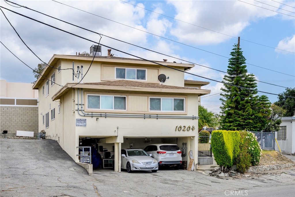 10204 Big Tujunga Canyon Road, Unit 2 Tujunga, CA 91042 - Photo 2 of 15