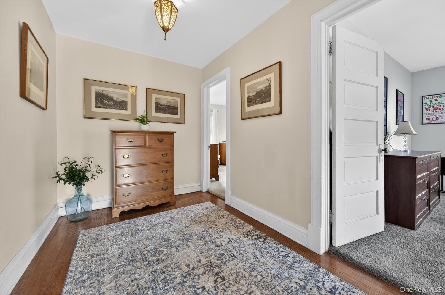 17 Riggs Place Locust Valley, NY 11560 - Photo 17 of 25 Second floor landing
