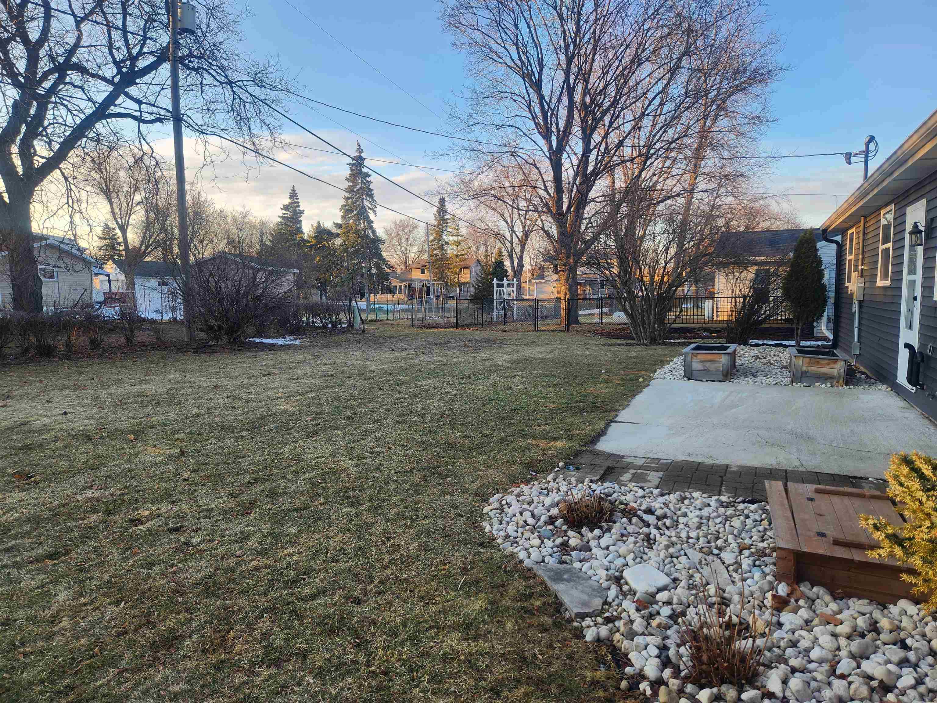 31 North Linden Lane Appleton, WI 54915 - Photo 3 of 23