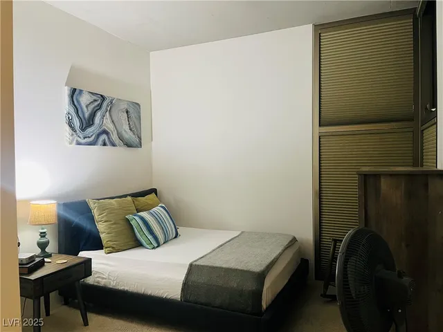 $2,475 | 353 East Bonneville Avenue, Unit 573, Las Vegas, NV 89101