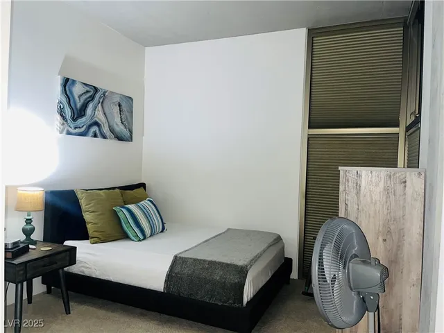 $2,475 | 353 East Bonneville Avenue, Unit 573, Las Vegas, NV 89101