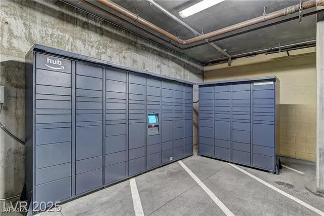 $2,475 | 353 East Bonneville Avenue, Unit 573, Las Vegas, NV 89101