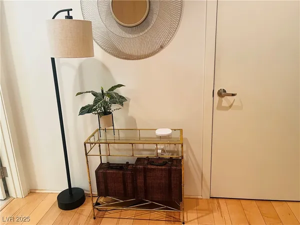 $2,475 | 353 East Bonneville Avenue, Unit 573, Las Vegas, NV 89101