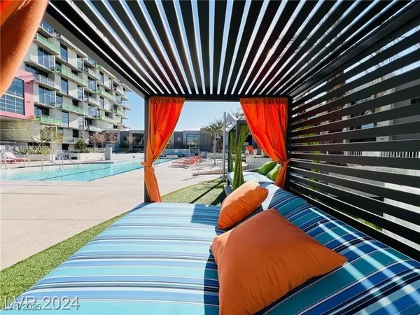 $2,475 | 353 East Bonneville Avenue, Unit 573, Las Vegas, NV 89101