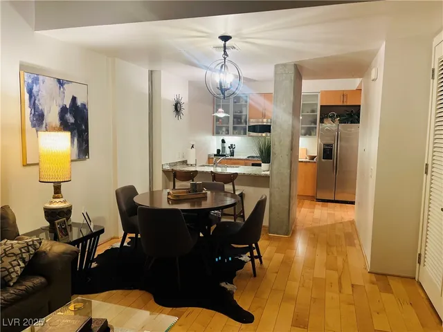 $2,475 | 353 East Bonneville Avenue, Unit 573, Las Vegas, NV 89101