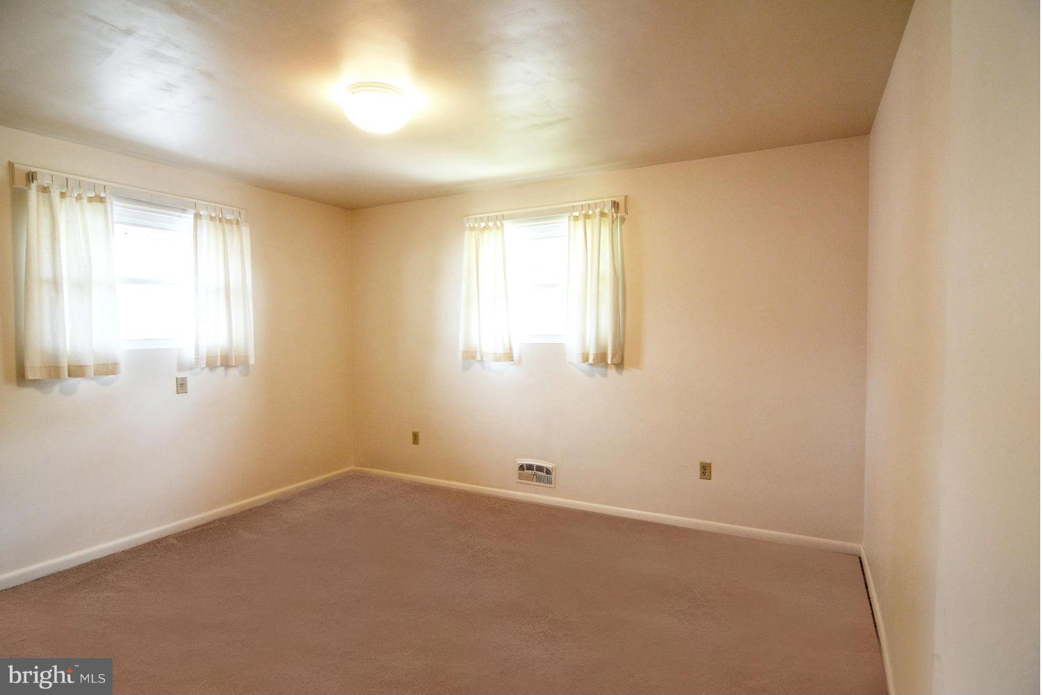 126 Carroll Road Pasadena, MD 21122 - Photo 9 of 28 1st Upper Level Bedroom
