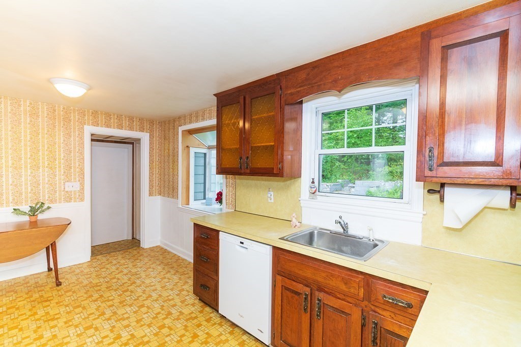 55 Indian Spring Road Ashland, MA 01721 - Photo 10 of 25