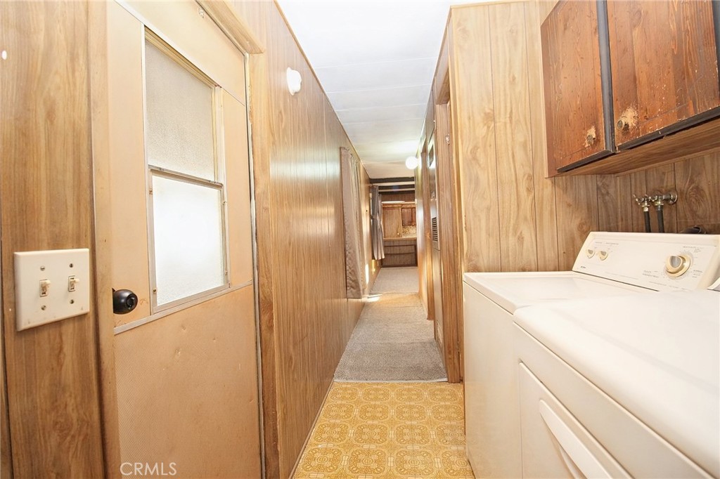 1155 Pease Road, Unit 24 Yuba City, CA 95991 - Photo 16 of 30 a en suite bathroom with a granite countertop sink