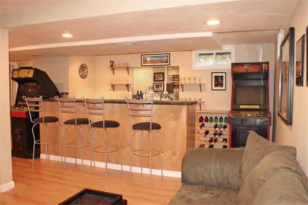 78 Carpenter Road Walpole, MA 02081 - Photo 21 of 30 Gallery Image 21