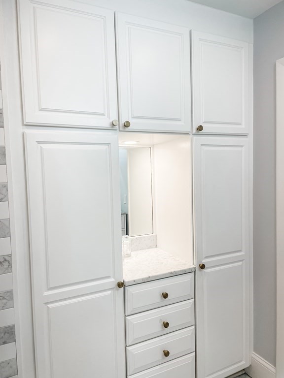 296 Commonwealth Avenue, Unit 5 Boston, MA 02115 - Photo 19 of 29 a view of an empty walk in closet