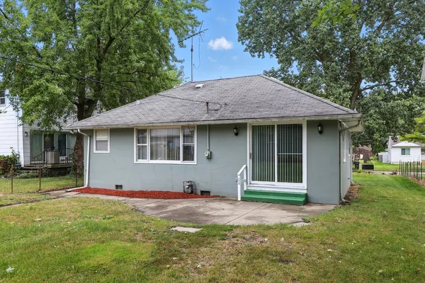 $239,000 | 2804 Elim Avenue, Zion, IL 60099