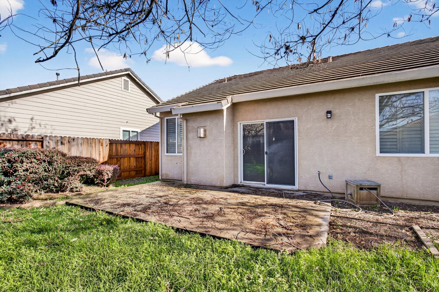 1825 Vermont Street Gridley, CA 95948 - Photo 43 of 57 a view of a backyard of a house