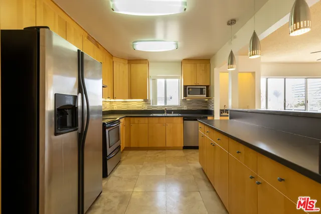 $3,875 | 1033 6th Street, Unit 310, Santa Monica, CA 90403