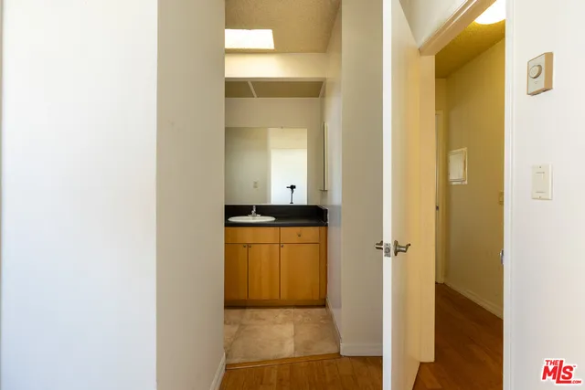 $3,875 | 1033 6th Street, Unit 310, Santa Monica, CA 90403