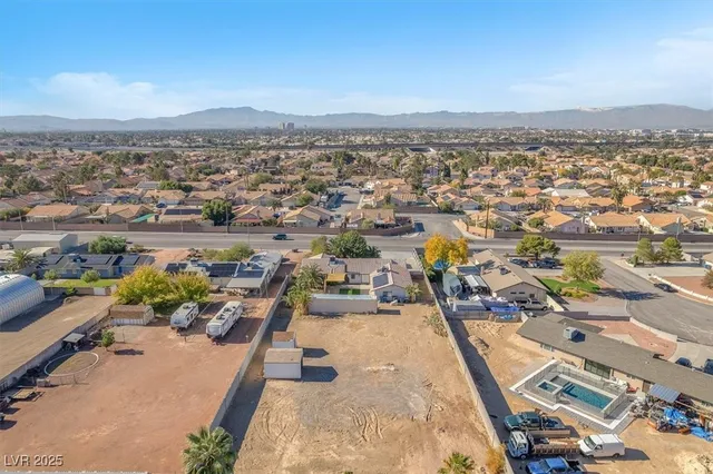 $1,250,000 | 7830 South Spencer Street, Las Vegas, NV 89123