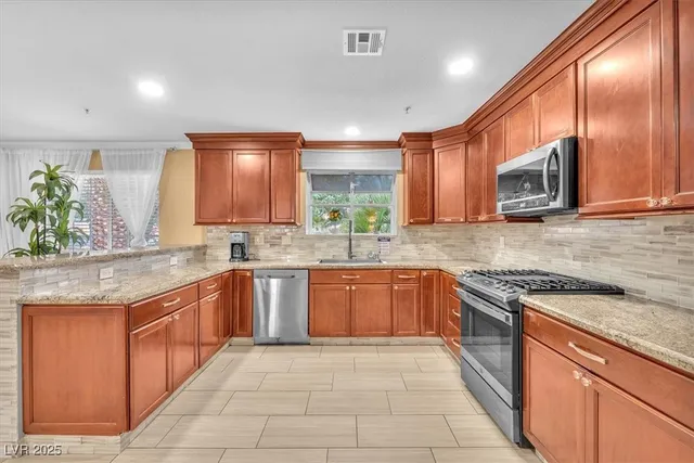 $1,250,000 | 7830 South Spencer Street, Las Vegas, NV 89123